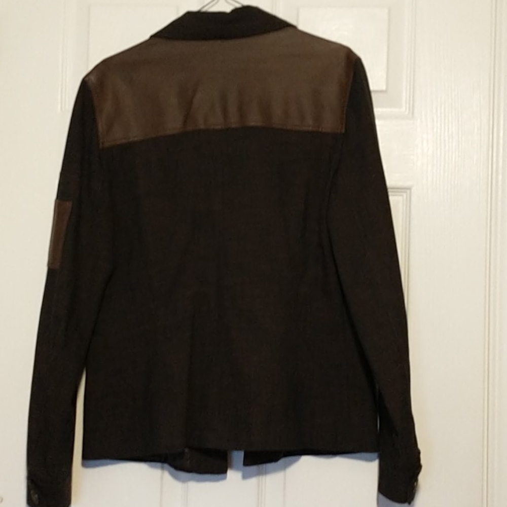 Jacket - Picture 2 of 3